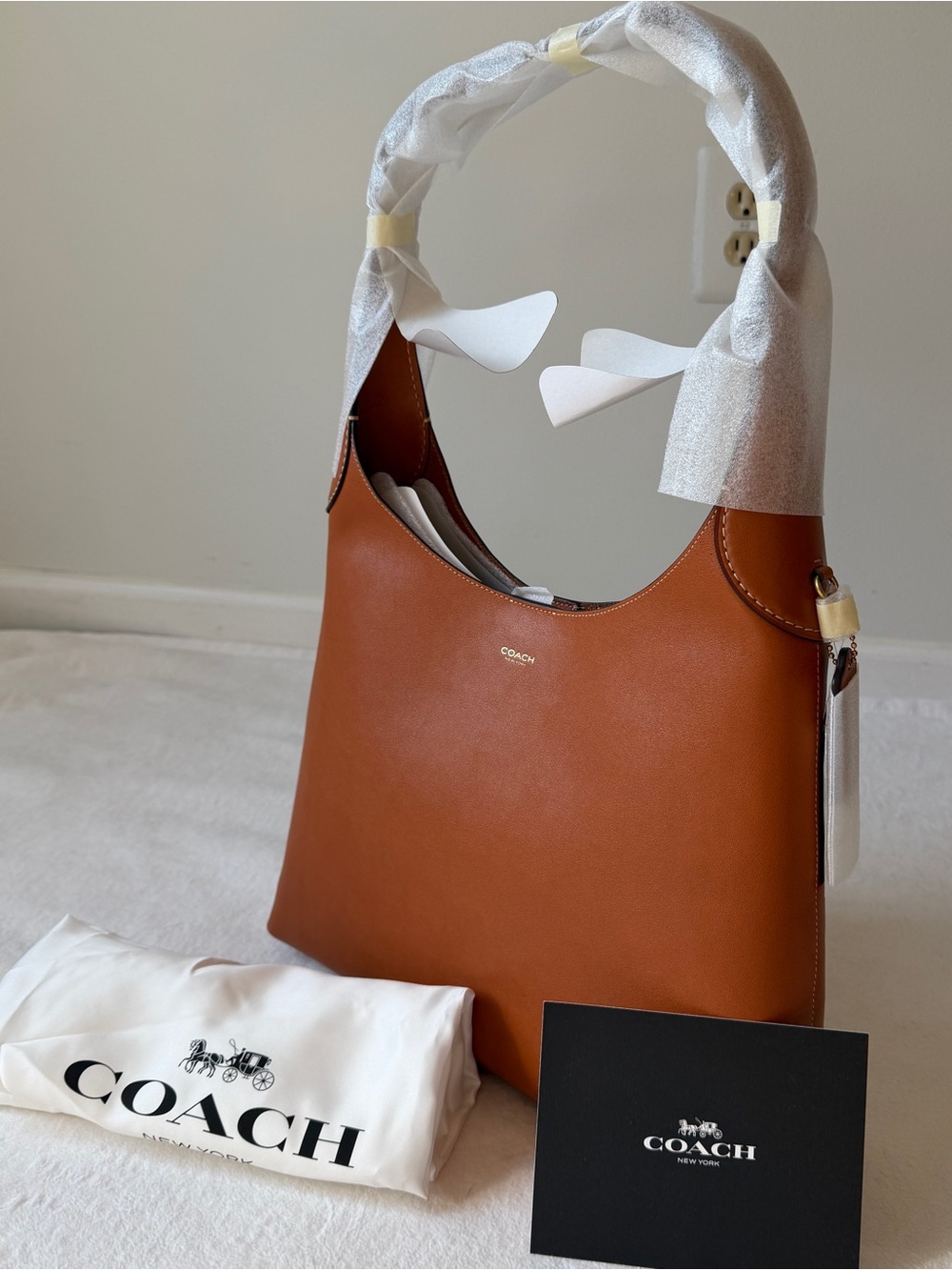 Coach NWT Brooklyn Shoulder Bag 34 Color Toffee Honey Brown Genuine Leather NEW